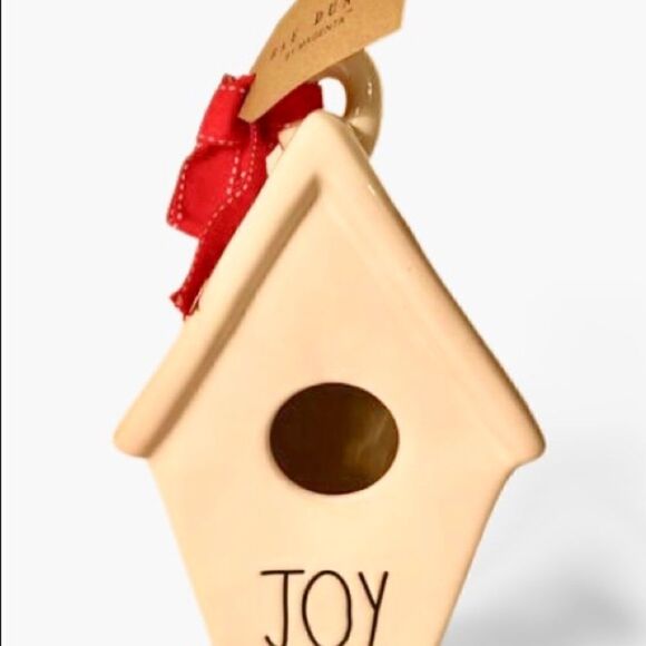 Rae Dunn By Magenta Ceramic JOY Birdhouse Christmas W Mistletoe On Back New. - Picture 6 of 8